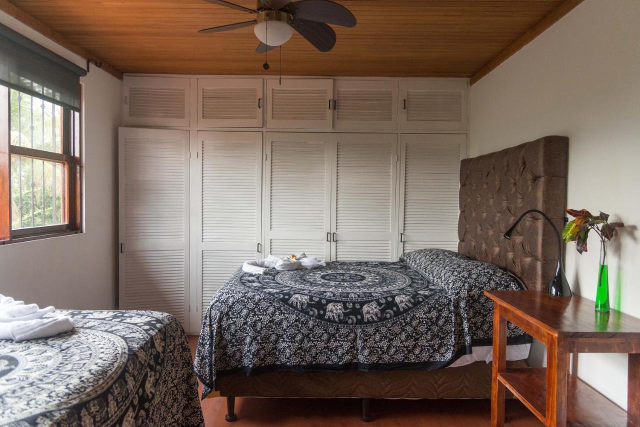Luna Inn B&B Ciudad Cariari Eksteriør billede