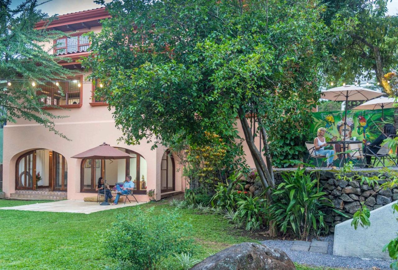 Luna Inn B&B Ciudad Cariari Eksteriør billede