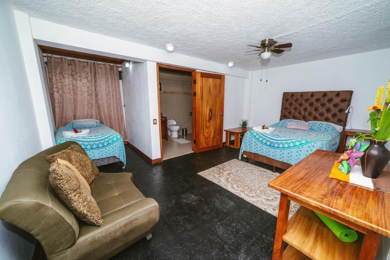 Luna Inn B&B Ciudad Cariari Eksteriør billede