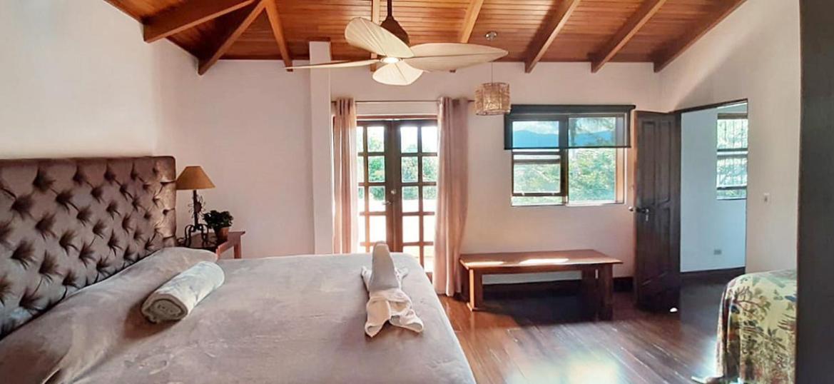 Luna Inn B&B Ciudad Cariari Eksteriør billede